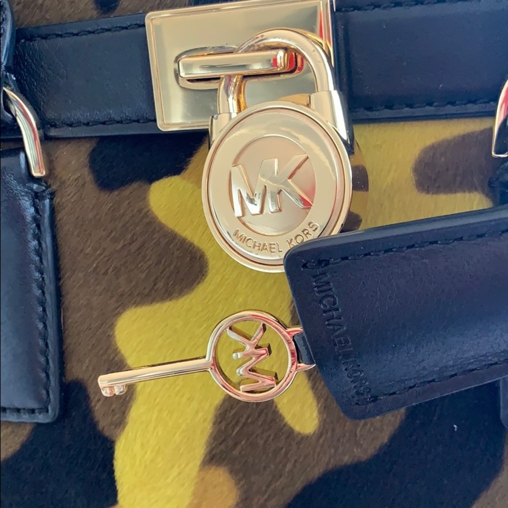 Michael Kors - Picture 3 of 10